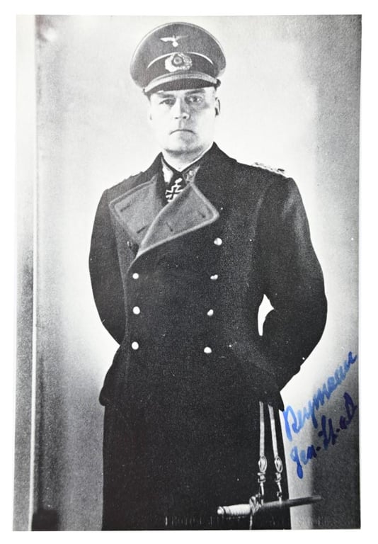 Signature of Wehrmacht KC &OLC Reciepient 'Hellmuth Reymann'