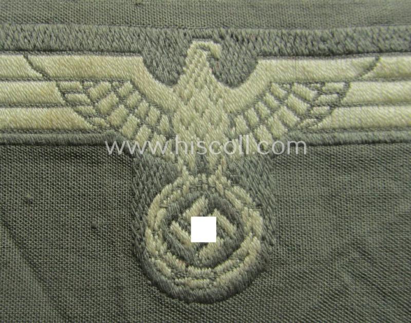 WH (Heeres) white-coloured side-cap-eagle (ie. 'Schiffchenadler für Manns. u. Uffz.')