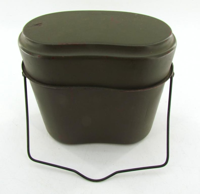 M42 messkit marked OHW43 ( Mint )