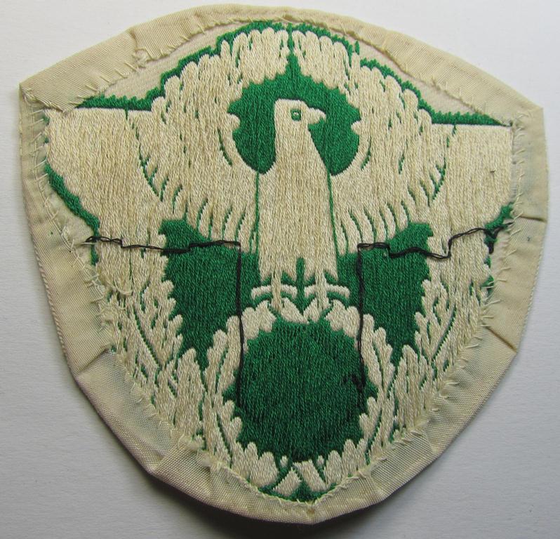 Attractive - and fairly scarcely encountered! - (smaller-sized) police (ie. 'Polizei') 'off-white'-coloured- and/or linnen-based sports'-shirt-eagle as executed in the 'BeVo'-weave pattern