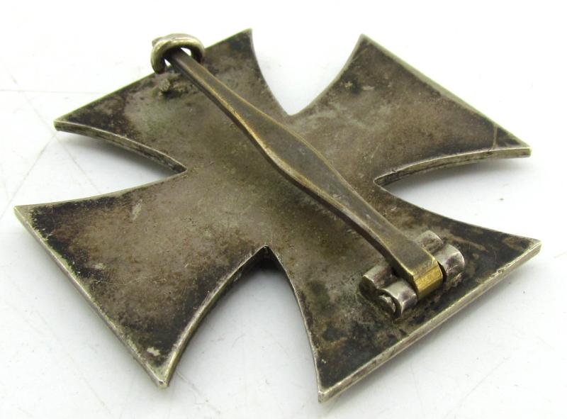 Iron Cross 1st Class ( EK1 ) - Klein & Quenzer