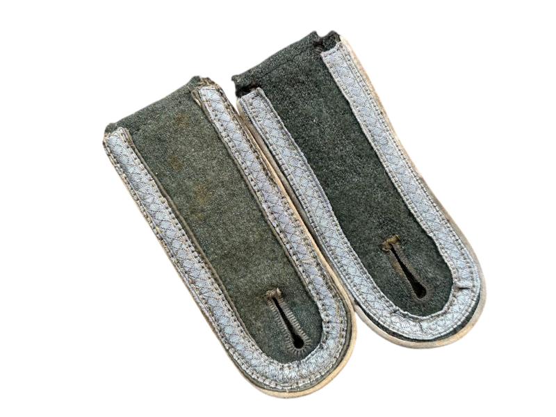 WH (HEER) Garbadine Field Blouse