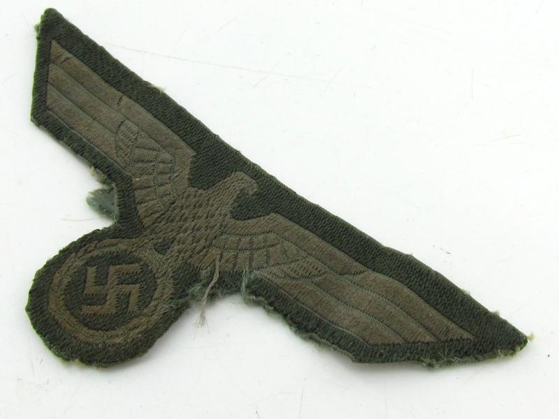 Wehrmacht M40 (Heer) ‘BeVo’ breast eagle