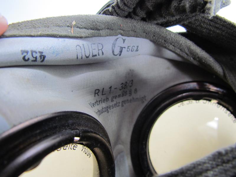 AUER German Luftschutz gasmask set..... Almost Mint