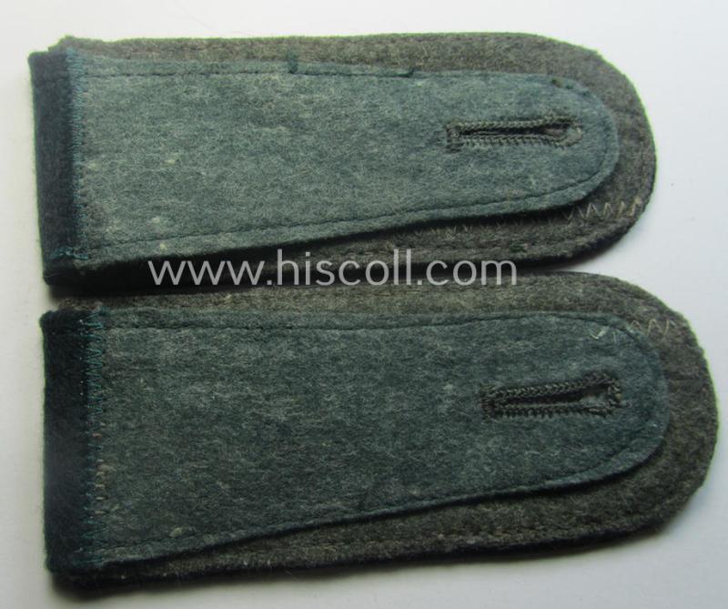 Pair of WH (Heeres) - I deem - early- (ie. mid-) war-period- (ie. 'M40'-pattern) EM-type shoulderstraps: 'Soldat einer Pionier-Abtlgs.'