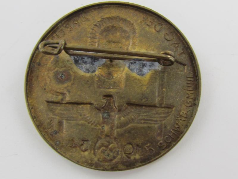 1 Mai commemorative badge. International worker's day Badge 1934