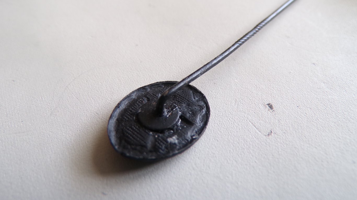 2 miniature Wound badges, L/11