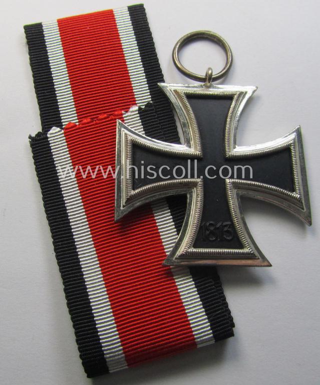 'Schinkel'-pattern 'Eisernes Kreuz 2. Klasse' by (I deem) the maker: 'Wilhelm Deumer'