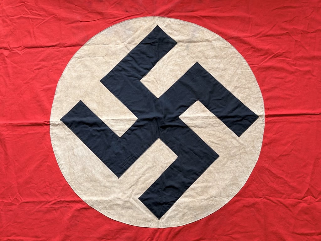 EARLY RARE GERMAN WWII, THIRD REICH COMBAT PANZER TANK IDENTIFICATION FLAG. ADDITIONAL PHOTOS