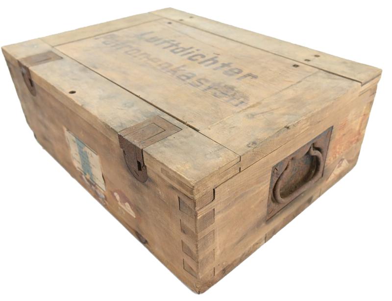 German WH 'Luftdichten Patronenkasten B' Ammunition box
