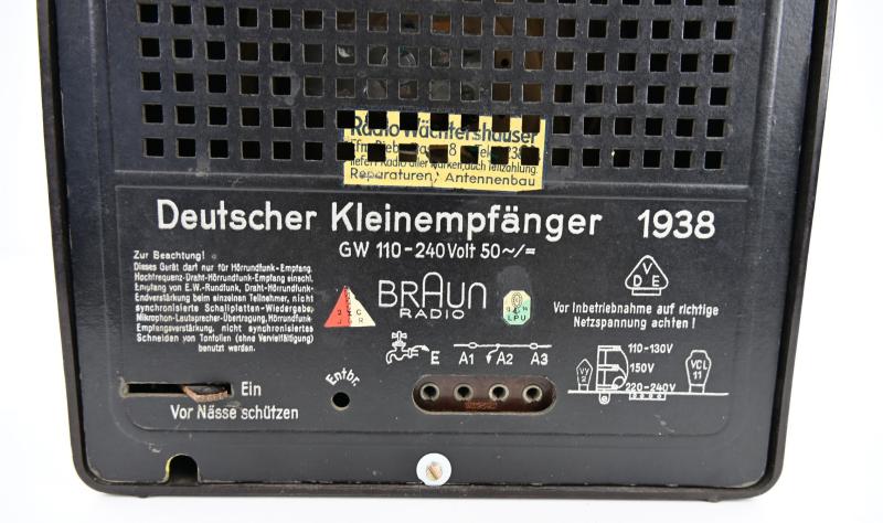 German Third Reich Era Civil Radio 'Deutsche Kleinempfänger'