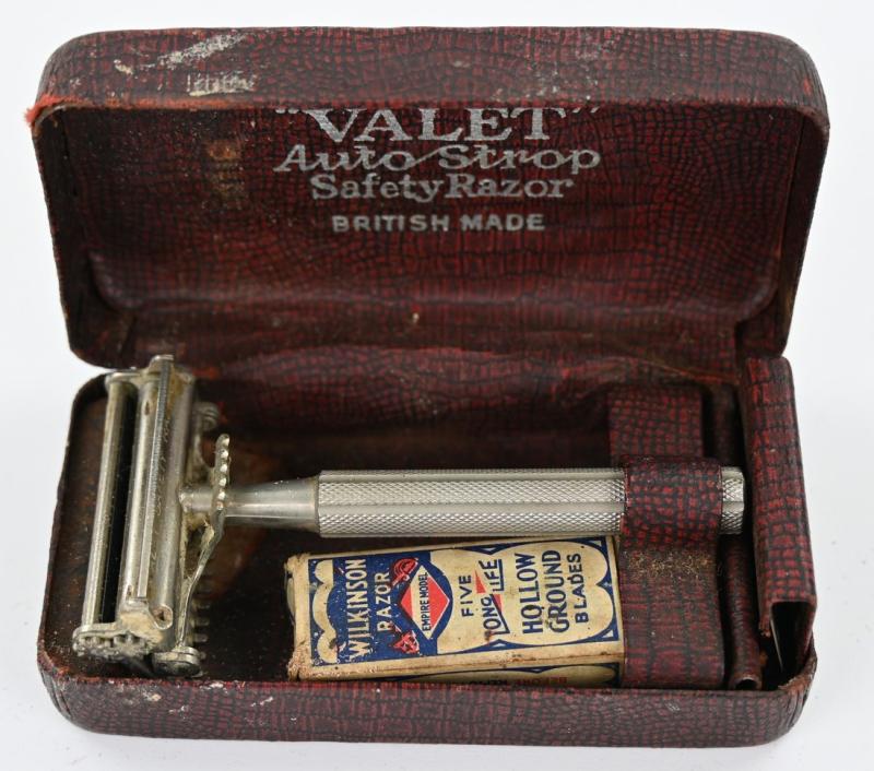 British WW2 Safety Razor Set