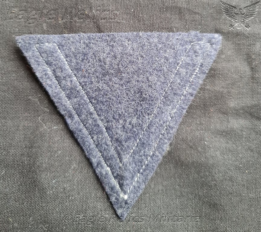Luftwaffe ‘Gefreiter’ rank chevron