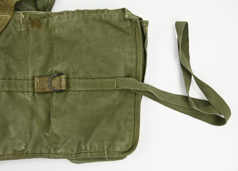 US WW2 Paratrooper Medic Bag 1945