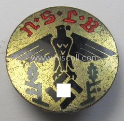 Nicely preserved - and multi-coloured enamelled! - 'Mitgliedsabzeichen...