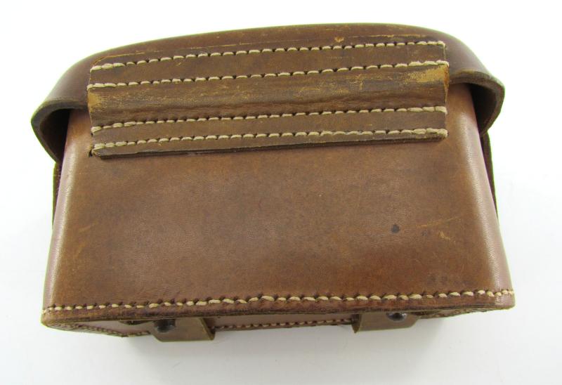 Wehrmacht ‘Sanitäter’ medic pouch by dny 1942