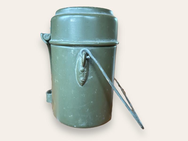 German WWII Messkit -V.A.L. 39-