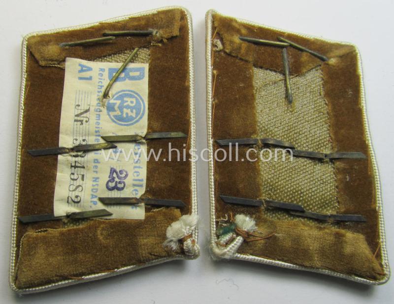 Fully matching pair of N.S.D.A.P.-type collar-patches (ie. 'Kragenspiegel für pol. Leiter') being a pair as was intended for an: 'N.S.D.A.P.-Gemeinschatsleiter' at 'Kreis'-level that still retains its period-attached 'RzM'-etiket