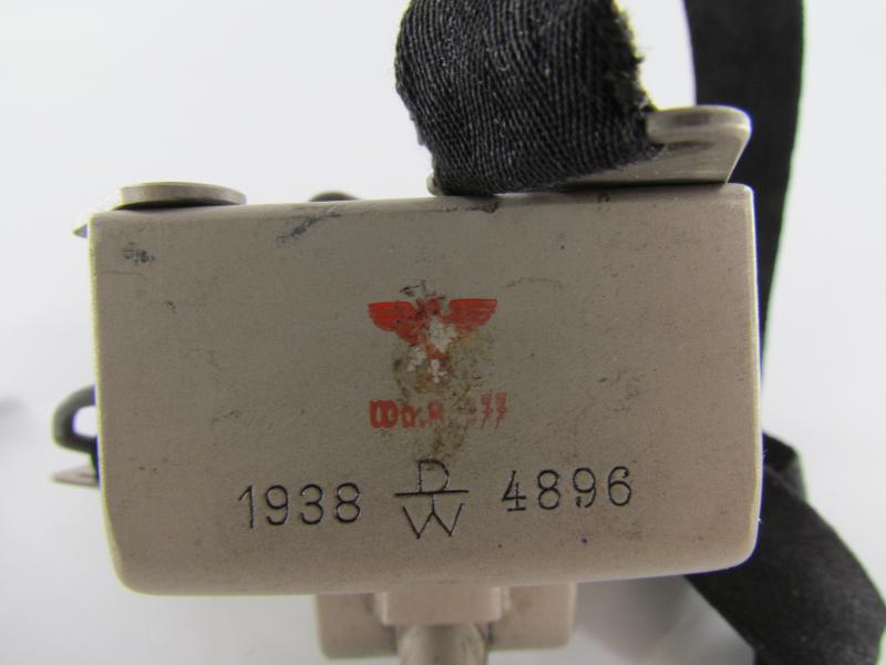 Wehrmacht Brustmikrofon 33 in Original Pouch...Rare!