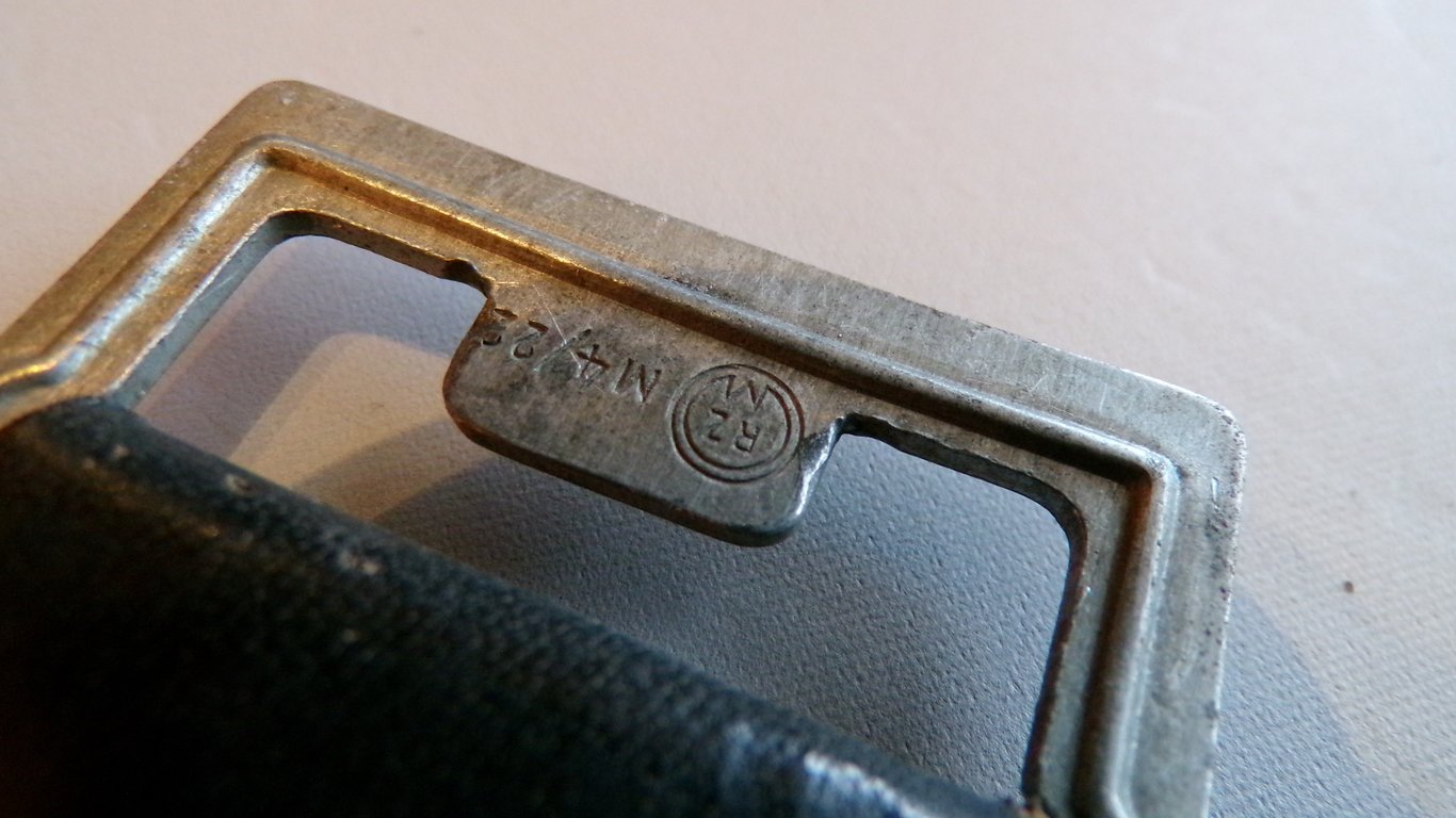 Hitlerjugend Belt and Buckle RZM M4/27