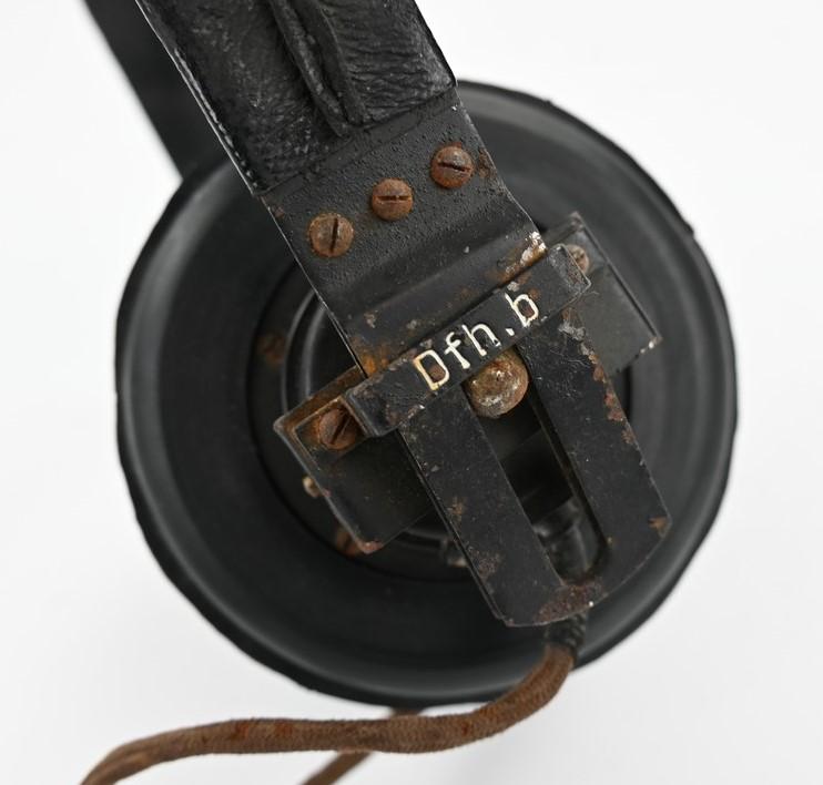 German WH Panzer Headphone 'Dfh.b'