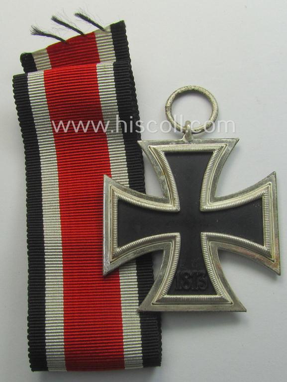 'Eisernes Kreuz II. Klasse' being a non-maker-marked example by: 'Wächtler & Lange'