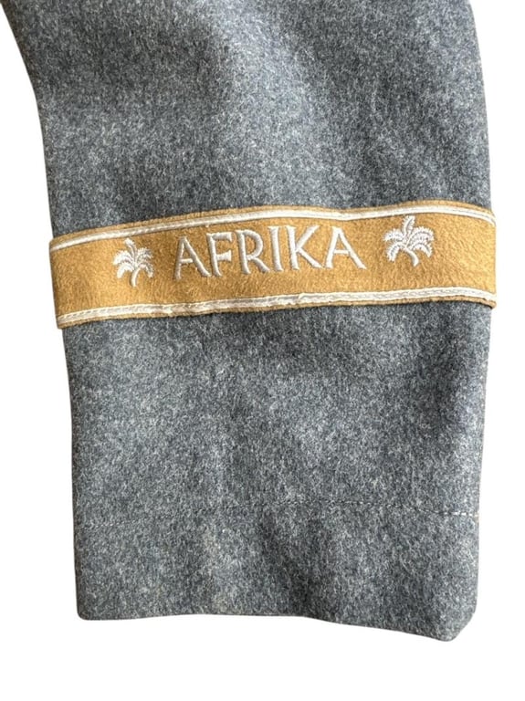 Luftwaffe Signals ( Nachrichten ) NCO Fliegerbluse with Afrika Cufftitle