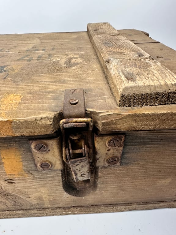 Patr. 75 cm KwK 40 Stu k.40 box