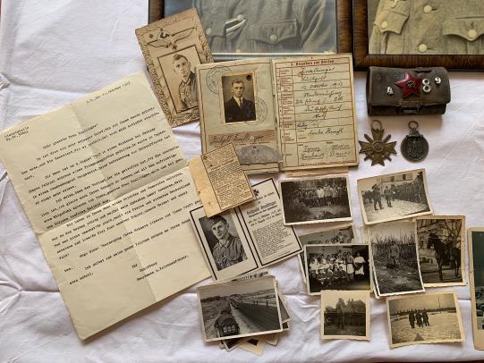 Wehrpaß WH (Heer) - 12./J.R. 488 nr. 121