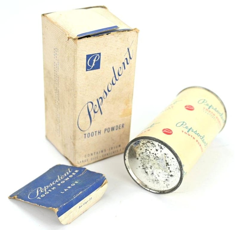 US WW2 Era Pepsodent Tooth Powder