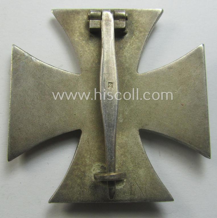 'Eisernes Kreuz 1. Kl.' (or: Iron Cross 1st class) being a (typical) maker- (ie. '4'-) marked example as was produced by the maker (ie. 'Hersteller'): 'Steinhauer & Lück'