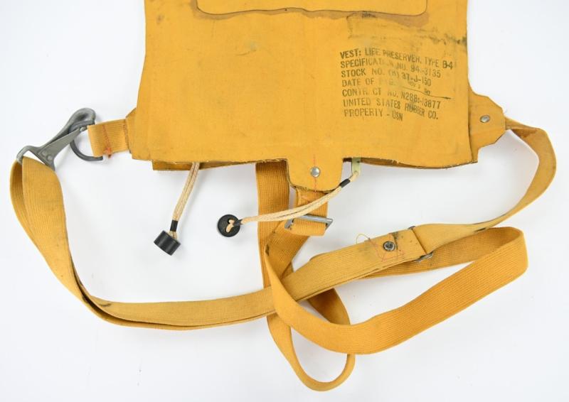 USAAF WW2 B-4 Mea West Life Preserver