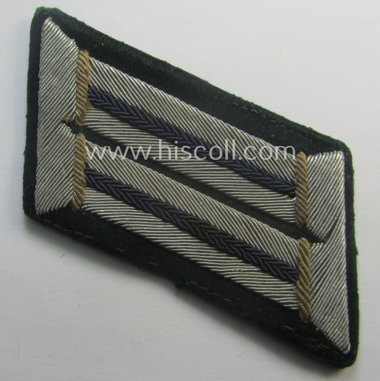 Fully matching - and minimally worn - pair of WH (Heeres) collar-tabs (ie. 'Kragenspiegel für Offiziere') as piped in the desirable darker-blue- (ie. 'blauer'-) coloured branchcolour as was intended for an: 'Offizier o. Arzt der Sanitäts-Trpn.'