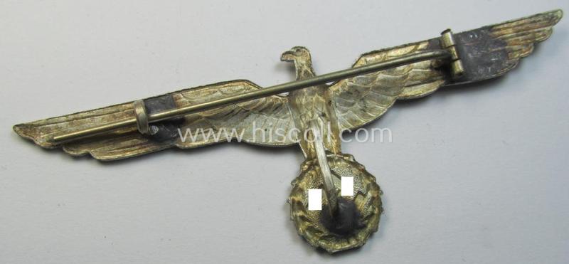 WH (Heeres- o. KM) greyish-silver-toned- (and/or: typical zinc- ie. 'Feinzink'-based) officers'-pattern breast-eagle (ie. 'Metall Offiziers-Brustadler für die Sommeruniform') as was specifically intended for usage on the white-coloured, summer-t...