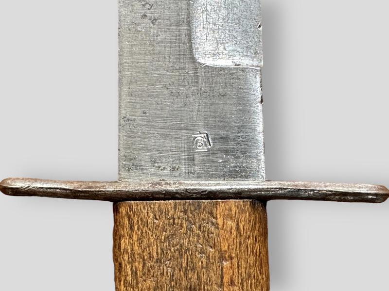 German WWII Close Combat Knife