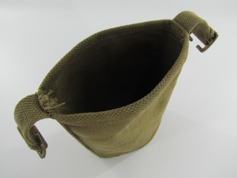 British WWII Canteen ( Blancoed )