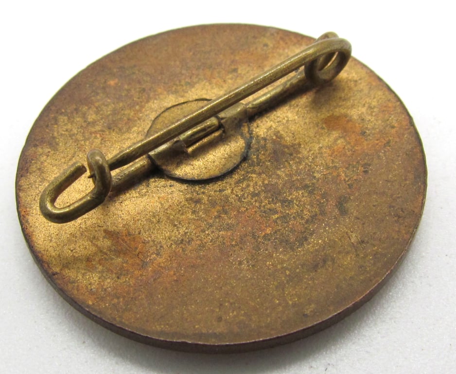 NSVO 'Het hartvuur heilig - Het haardvuur veilig' Badge