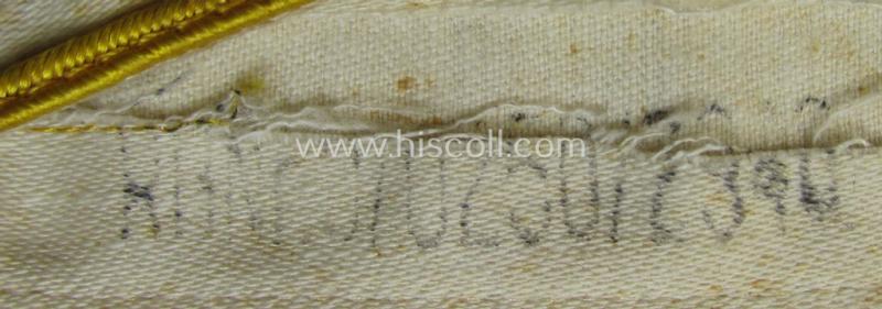 Superb, WH cuff-title (ie. 'Ärmelstreifen') entitled: 'Kreta' (being an example that bears a printed 'RbN.'-numeral) and that comes in a surely issued albeit simply never worn nor once tunic-attached, condition