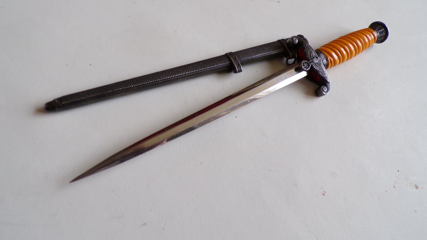 1/2 size Heer Minature Dagger