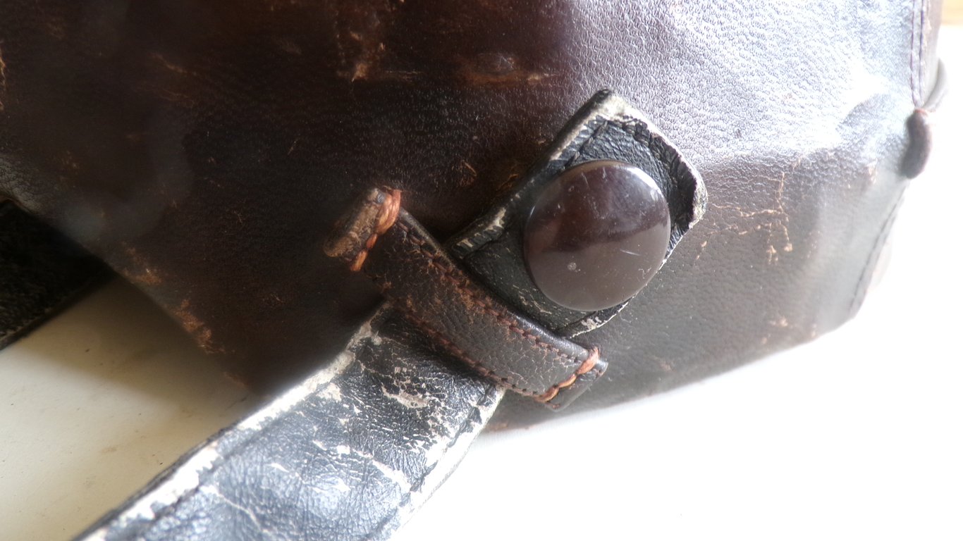 Rare, Complete Luftwaffe SSK 90 helmet