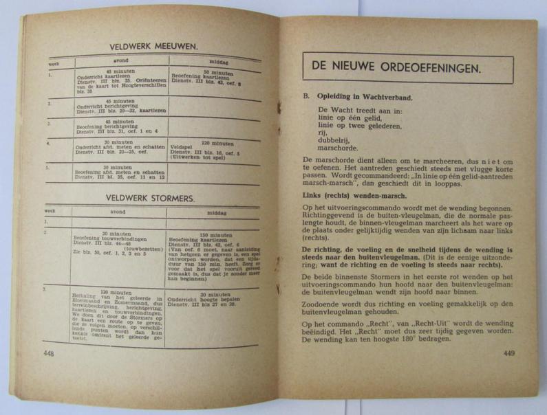 Neat, Dutch-language-, 'Dienst Stormerskaderblad van den Nationale Jeugdstorm' (being a so-called: 'NJS-Kaderblad - 1. Jaargang - No. 10 - Zomermaand 1942'-edition) that comes in an overall nice- (albeit used- and/or read-), condition