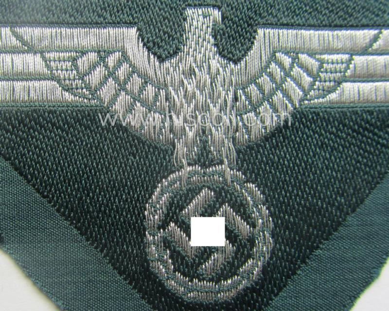 Later-war-period, WH (Heeres) officers'-pattern so-called: 'M44'-pattern- and/or: trapezoid-shaped breasteagle ie. 'Brustadler für Offiz. des Heeres'