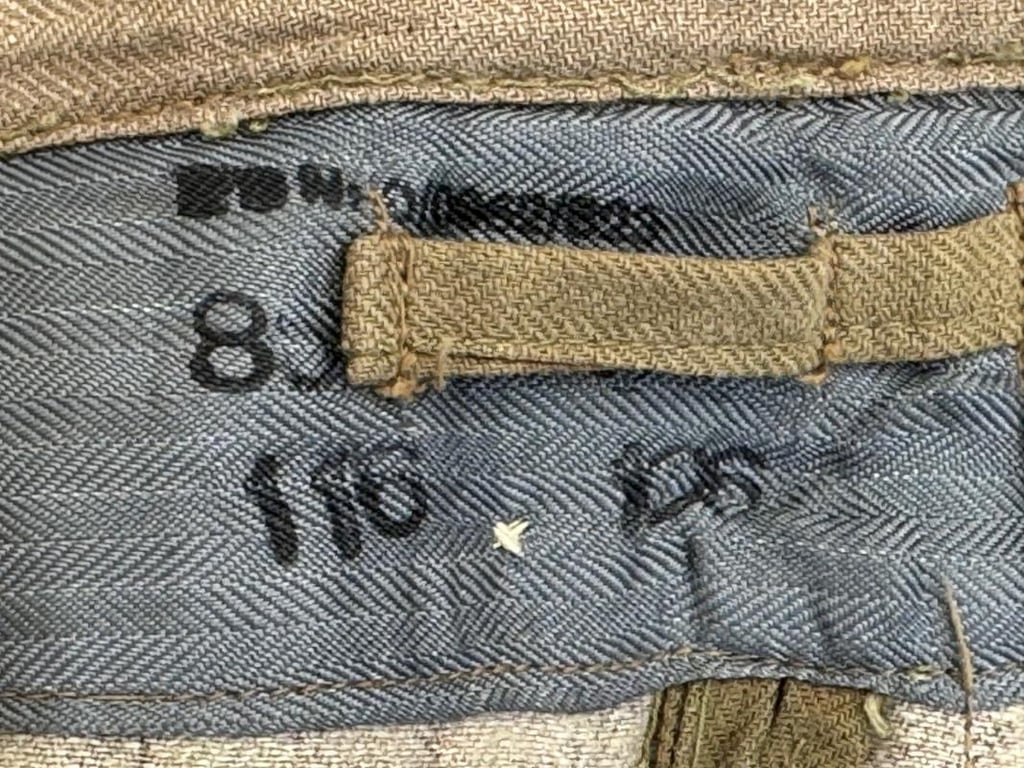 Waffen SS erbsentarn (DOT44)Trousers unissued Condition