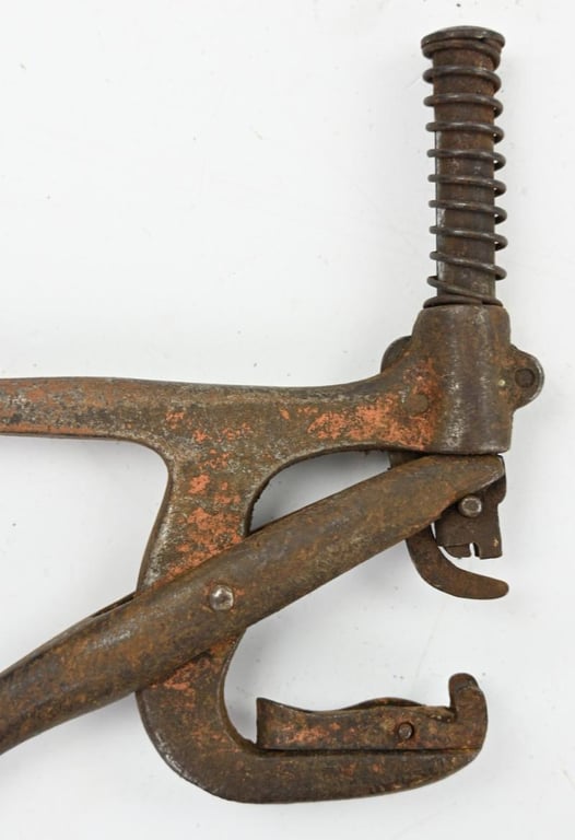 German WH Metal Punch Tool