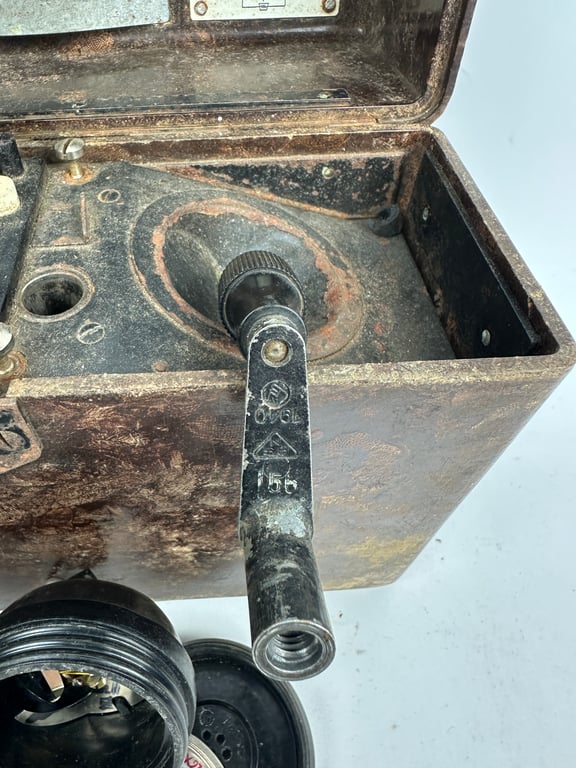 Nice original German WW2 FF33 Field Telephone (Feldfernsprecher 33) 1942