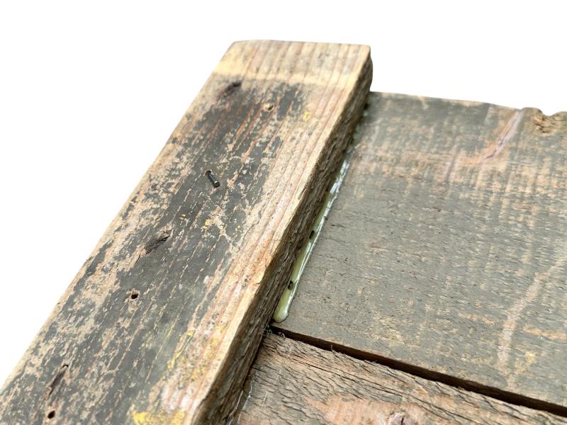 Wooden Sign 'Achtung Minen’