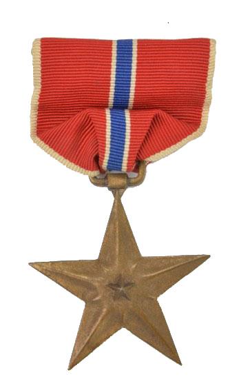US WW2 Bronze Star set in Case