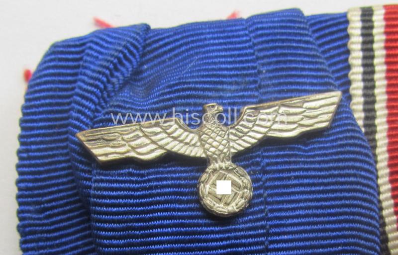 2-pieced, WH (Heeres o. Kriegsmarine) medal-bar (ie.: 'Doppelspange') resp. showing a: 'WH-DA 4. Stufe' and an Austrian 'Anschluss'-medal '1. März 1938'