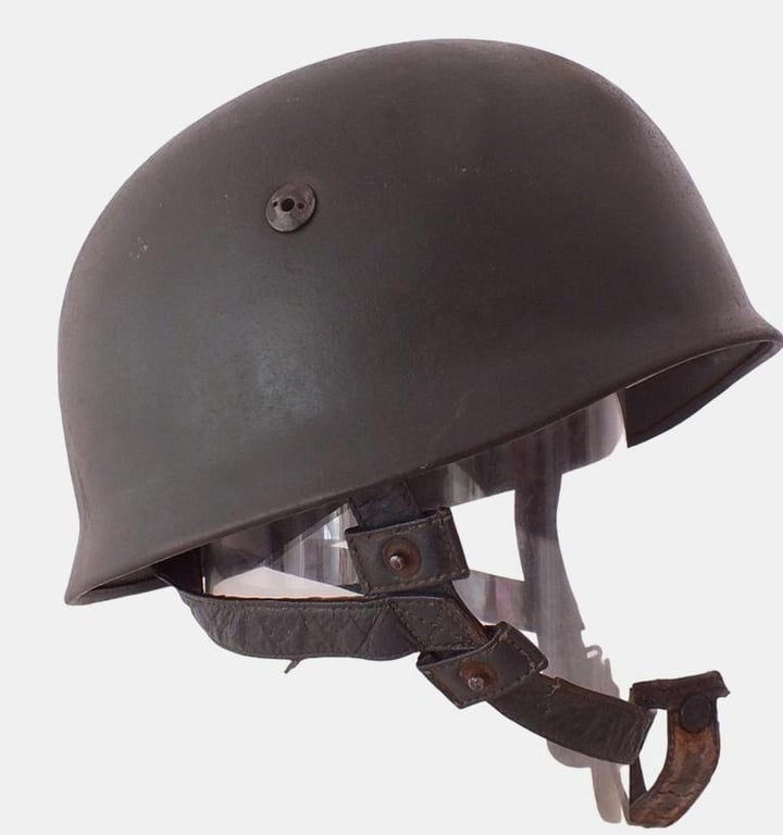 Luftwaffe M38 SD Fallschirmjager Helmet ET66