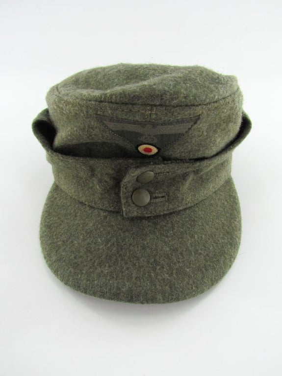 M43 Army (Heer) Field Cap ‘Einheitsfeldmütze’ with RBNr 1944.